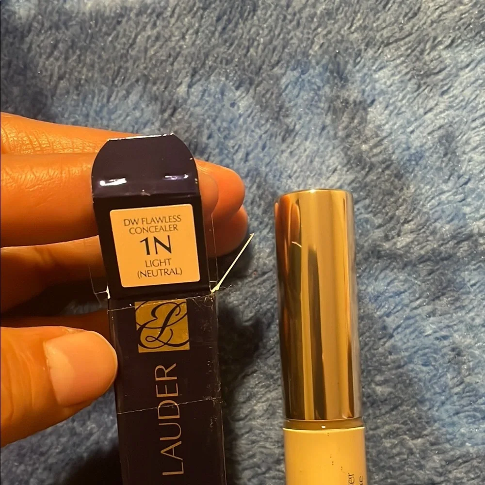 Estee Lauder Yellow Concealer Makeup